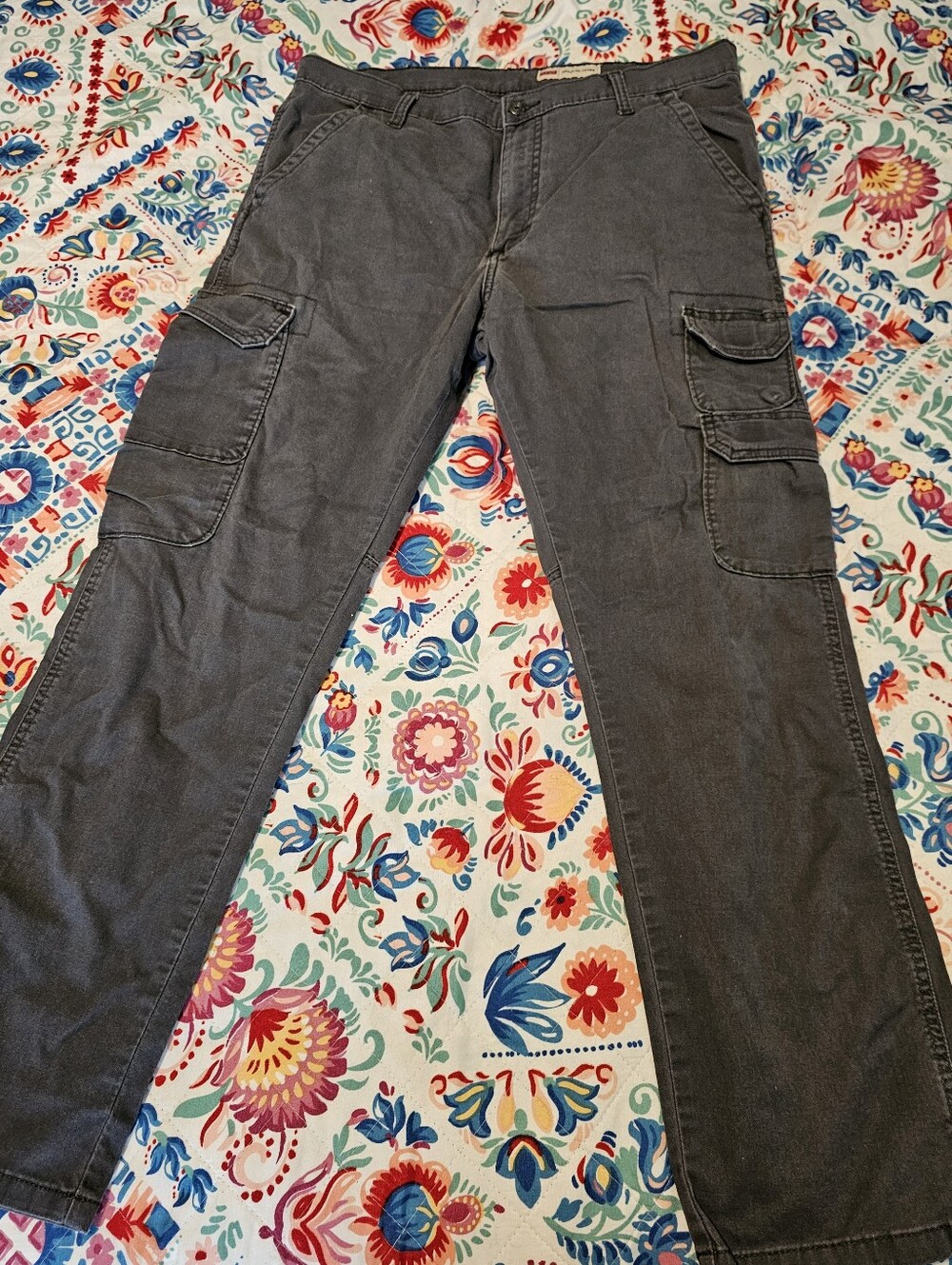 Wrangler Regular Tapered Stretch Cargo Pants Dark Gray Mens 34x27  70SYWGP Euc